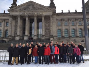 vor dem Reichstag