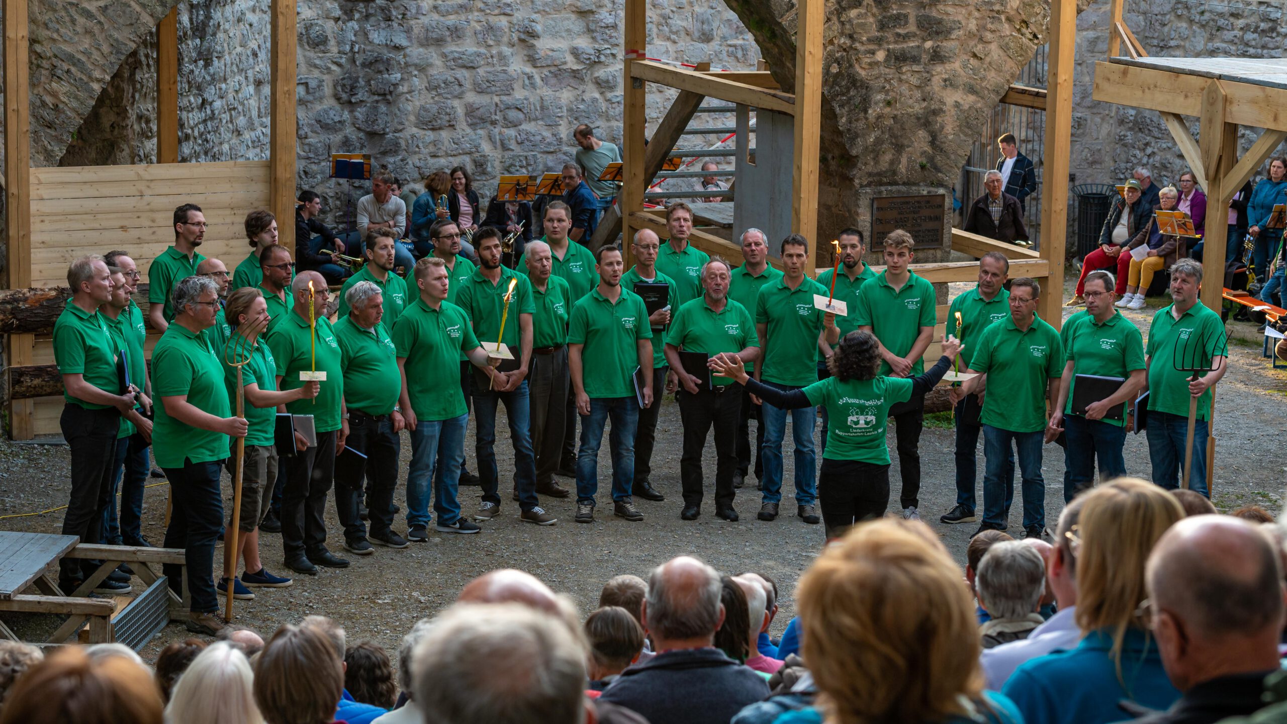 Nach 4 Jahren Pause – wieder ein Konzertabend auf der Burgruine Leofels